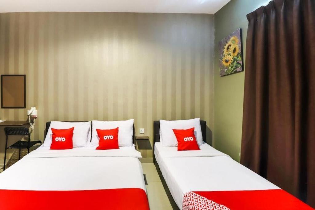Parc Hotel Pelangi Damansara Петалинг-Джая Экстерьер фото