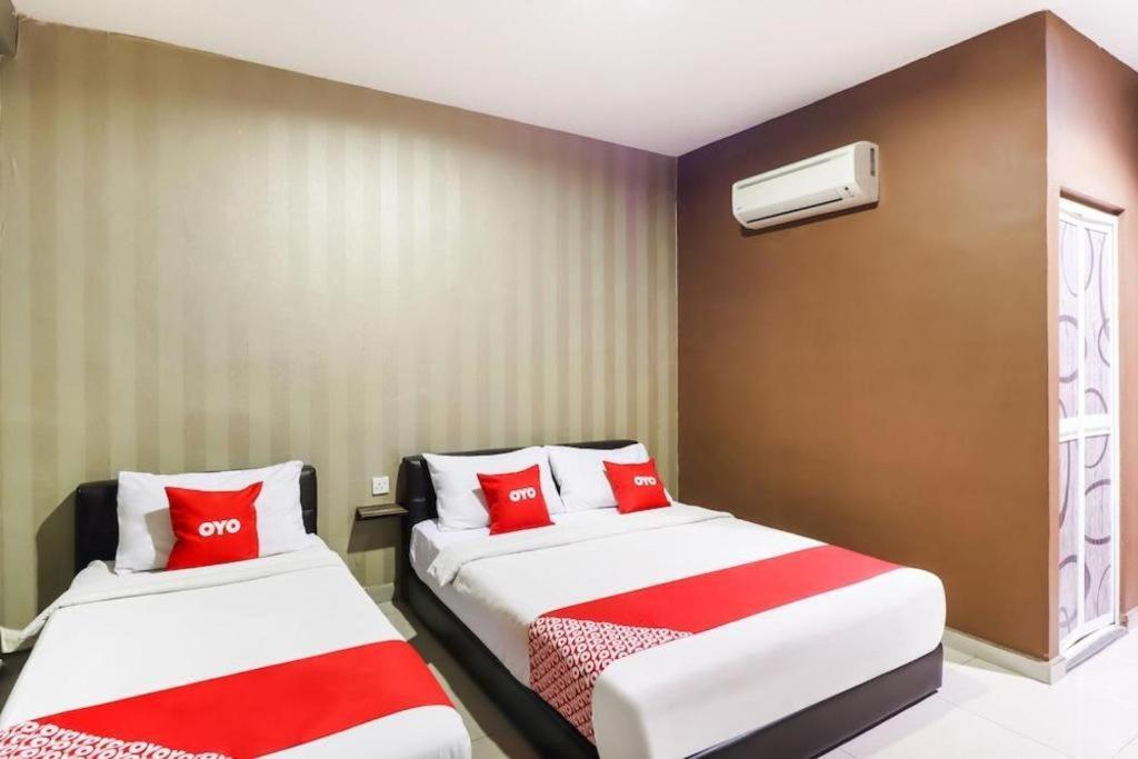 Parc Hotel Pelangi Damansara Петалинг-Джая Экстерьер фото