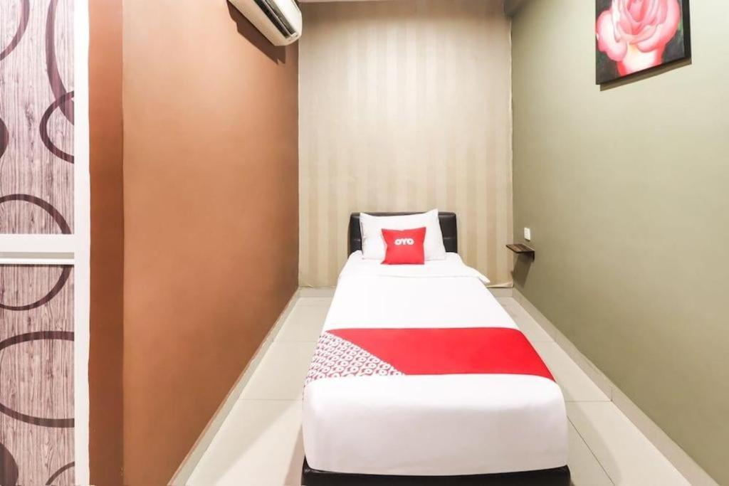 Parc Hotel Pelangi Damansara Петалинг-Джая Экстерьер фото