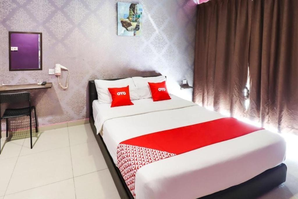 Parc Hotel Pelangi Damansara Петалинг-Джая Экстерьер фото
